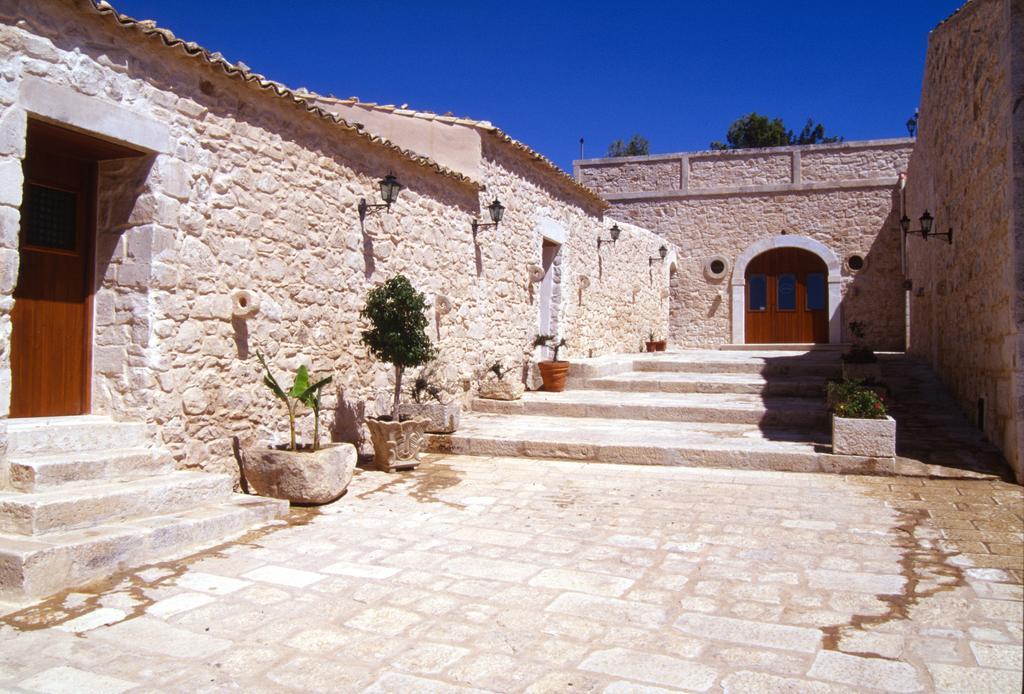 Agriturismo Al Casale Donnafugata Exterior foto